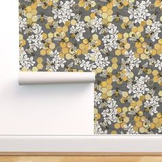 a wall with a flower pattern on it