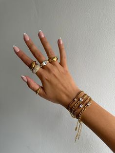 Gold wavy dome ring is a great statement ring. Shiny and bold this ring is the perfect everyday ring and a great stackable chunky gold ring. - gold filled- stainless steel and gold- Style: Minimalist.#jewelrylover #handcraftedjewelry #jewelryinspiration #jewelrydesign #jewelryobsessed #jewelryoftheday #jewelrygoals #jewelryfashion #jewelrytrends