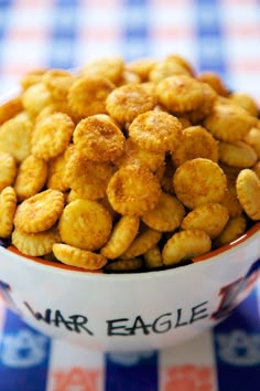 Nacho Cheese Oyster Crackers - Doritos Cracker Bites - great for snacking or in soups and chili! Oyster crackers coated in taco seasoning and cheese. Seriously addictive! Ready to eat in 15 minutes! Everyone loves this easy snack recipe! Oyster Cracker, Cracker Bites, Oyster Crackers Recipe, Football Friday, Football Snacks, Plain Chicken