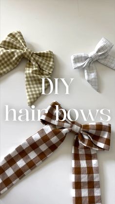 three different types of hair bows with the words diy hair bows