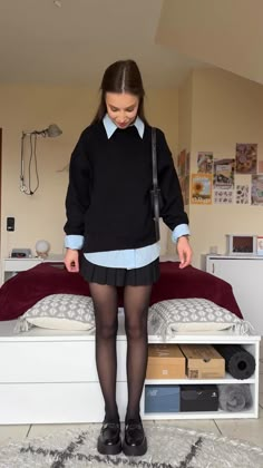 Black Corduroy Outfit, Finals Outfit, 6th Form, Black Skirt Outfits, Sixth Form, Paris Outfits, Bratislava