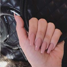 Classic Ballerina Nails, Nagellack Trends, Nude Nail Designs, Ombre Nail Designs, Acrylic Nails Coffin Short, Fame Dr, Neutral Nails, Beauty Stuff