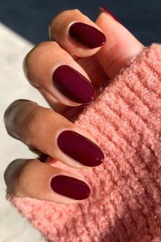 maroon red nail ideas, almond nails Red Nail Ideas, Chrome Designs, Dark Purple Nails, Dark Nail, Dark Nail Polish, Dark Red Nails, Simple Fall Nails, Winter Manicure, October Nails