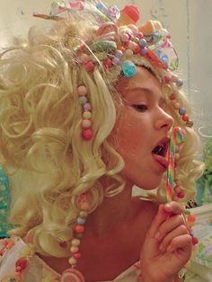 Candy Queen Costume, Candy Land Costumes, Candy Queen, Candy Photoshoot, Candy Girls, Candy Costumes, Candy Makeup, Candy Ideas, Homecoming Queen