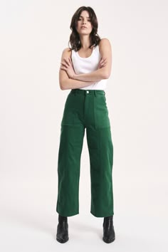 Buy Heidi Jean - Trade Basil Online | Rollas Jeans Rollas Jeans, Australian Vintage, High Rise Wide Leg Jeans, Mode Inspiration, Casual Streetwear, Contrast Stitching, Work Casual, Vintage Denim, Get The Look