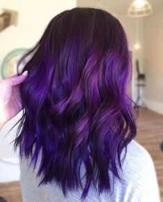 Dark Purple Hair Color, Butter Blonde, Hairstyles Fall, Dark Purple Hair, Vivid Hair Color, Balayage Blonde, Hair Color Purple, Burgundy Hair, Winter Hair Color