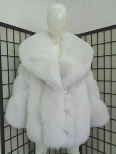 Cropped Fur Jacket, White Fur Jacket, White Faux Fur Coat, White Fur Coat, Womens Faux Fur Coat, Fox Fur Jacket, Fluffy Jacket, Fluffy Coat, Fashion Top Outfits