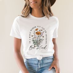 [PaidAd] Inspirational quotes gift ideas, inspirational gift ideas for women, small inspirational gift ideas, inspirational quotes for teens girls encouragement young women, shirt gift for women, inspirational gifts for women friends, inspirational birthday gifts for women. #inspirationalgiftswomen #giftideasforwomen Floral Tshirt, Sweet Tee, Vintage Bee, Stylish Baby, Womens T Shirt, Vintage Velvet, Mode Vintage, Blue Flower, Goa