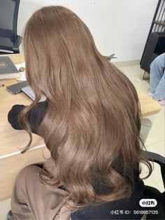 New Brown Hair Trends, Ultra Ash Blonde Hair, 8.3 Hair Color, Cute Haircolor Ideas Brown, Light Soft Brown Hair, Mink Brown Hair Color, Bambi Hair Color, Dusty Brown Hair Color, Dust Hair Color