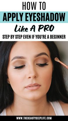 Everyday Eye Makeup, Apply Eyeshadow, Makeup Tips For Older Women, Simple Eyeshadow, Beginners Eye Makeup, Eye Makeup Techniques, Makeup Artist Tips, Natural Eyeshadow