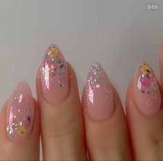 Pearl Pink Nails Gel, Glitter Manicure Short Nails, Sparkly Flower Nails, Fun Engagement Nails, Prism Nails, Short Gel X Nail Designs, Disco Ball Nails, Eras Nails, College Nails