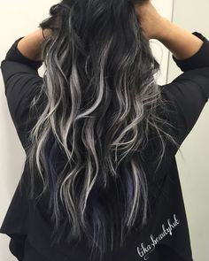 Bring on the balayage. I don't think I could ever do it but it is pretty! Fall Bathroom, Grey Highlights, Jet Black Hair, Balayage Color, Tattoo Women, Caramel Highlights