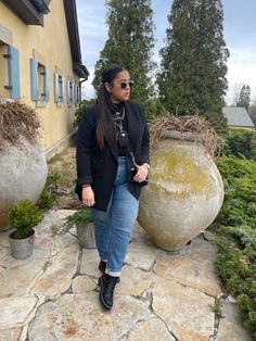 Blazer outfit outdoors Blazer Outfit, All Black, Instagram Photos, Black