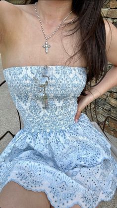 Greece Outfit, Shirred Dress, Looks Party, Mode Casual, Fashion Mistakes, Looks Chic, Girly Outfits, Dream Clothes, Dress Sleeveless