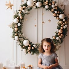 Door Swags, Christmas Portraits, Holiday Photography, Jpeg Images, Studio Backgrounds, Christmas Backdrops, Xmas Wreaths, Personalised Christmas Cards, Portrait Frame