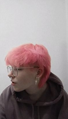 Punk With Glasses, Short Pink Mullet, Nonbinary Glasses, Pink Shaved Hair, Short Haircuts Nonbinary, Short Nonbinary Hairstyles, Punk Hair Short