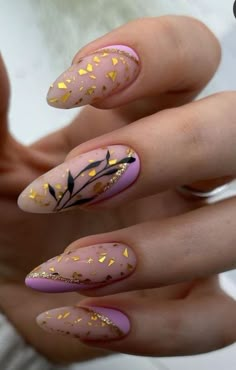 Gold Boho Nails, Fantastic Nails, Gold Nail, Almond Nails Designs, Pretty Nail Art, Classy Nails, Floral Nails, Chic Nails, Fancy Nails