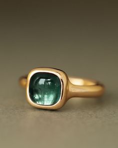 Signet Rings With Stones, Gem Stone Rings, Luxury Jewelry Brands, Green Tourmaline, Jewelry Inspo, Blue Rings