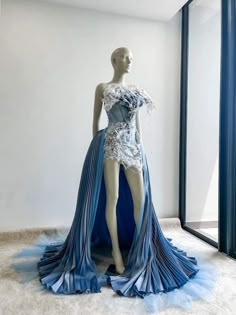 Met Gala Designs, Met Gala Outfits Ideas 2024, Wave Dress, Met Gala Outfits Ideas, Water Dress, Ocean Inspired Dress, Fish Dress, Gowns Dresses Elegant, Fashion Illustration Dresses