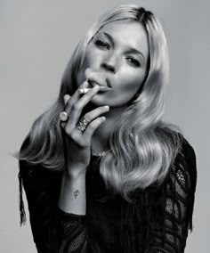 Kate Moss, A Black, Blonde Hair, Blonde, Black And White, Hair, White, Black