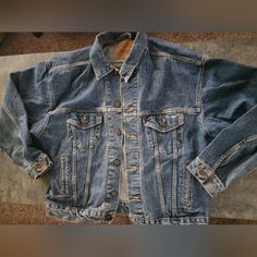 Questions? Leave A Comment Below! Vintage Levi's Outerwear In Medium Wash, Levi's Button-up Outerwear For Streetwear, Levi's Vintage Medium Wash Denim Jacket, Vintage Levi's Denim Outerwear, Levi's Vintage Medium Wash Outerwear, Denim Trucker Jacket, 90s Denim, Levis Jacket, Levi Strauss