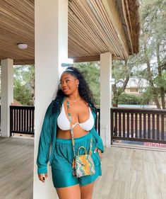 Pool Day Party Outfit, Miami Clubbing Outfits Plus Size, Lizzo Outfits Casual, Pool Outfit Plus Size, Beach Outfit Thick Women, Beach Festival Outfit Plus Size, Plus Size Baddie Outfits Vacation, Yacht Party Outfit Plus Size, Plus Size Beach Outfits Black Women