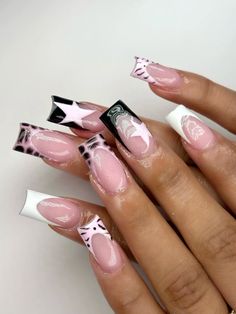 Y2k Inspo Nails, Nail Inspo Rockstar Gf, R On Nails, Nail Specials Ideas, Acrylic Y2k Nails, Pink Black White Nails, Kesha Nails, Black White Pink Nails, French Tip With Design Nails