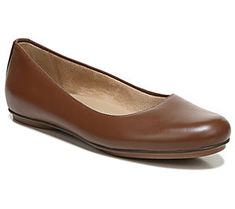 Offering a flattering silhouette, all-day comfort, and an easy-on design, the Maxwell slip-on flat pairs beautifully with a sundress or a pair of cropped pants. From  Naturalizer. Cropped Pants, Sundress, Slip On, Pants, Beauty, Design, Trousers