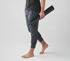 The Best Yoga Apparel for Men Men Yoga Poses, Mens Yoga Wear, Mens Yoga Pants, Mens Yoga Shorts, Hobbies For Girls, Indian Yoga, Yoga Poses Photography, Mens Yoga Clothes