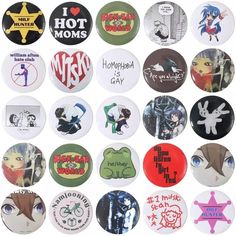 Aesthetic Button Pins, Badge Design Ideas Diy, Button Designs Ideas, Diy Buttons Pins, Button Pin Design Ideas, Aesthetic Badges, Pin Ideas Button Diy, Button Maker Ideas, Button Ideas Pins