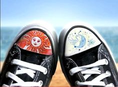 sharpie converse Draw On Converse, White Converse Drawing On Shoes, Sharpie Converse, Converse Custom Art Hand, Custom Converse Ideas Grunge, Converse Art Grunge, Converse Drawing On Shoes Emo, Art Converse, Drawn On Converse Grunge