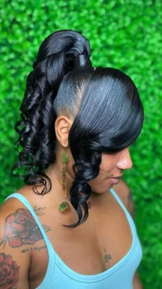 Weave Ponytail Styles, Cute Ponytail Styles, Ponytail Hairstyles For Black Women, Ponytail Ideas, Low Ponytail Hairstyles, Black Ponytail, Stylish Ponytail, Black Hair Updo Hairstyles, High Ponytail Hairstyles