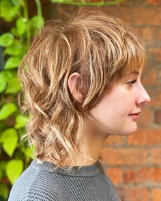 Shaggy Mullet, Modern Shag Haircut, Medium Shag Haircuts, Long Shag Haircut, Short Shag Haircuts, Going Grey, Mullet Haircut, Shorter Hair, Edgy Short Hair