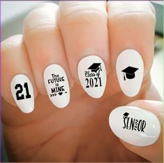 Graduation Nail Decals!  Looks great on toe nails too!  Top quality water transfer nail decals used by people and salons all over the world!  Easy to apply!  My decals can be used on any type of nail...natural, gel, acrylic, etc.  Apply the decal yourself or bring them to your nail technician to apply for you.  Each set includes 30 decals in 3 different sizes to fit different length nails.  The sizes range from approximately 0.30 inches to 0.45 inches.    Directions are included. Just polish you Cheerleading Nails, 21st Birthday Nails, Graduation Nail Designs, Birthday Nail Art, Birthday Nail Designs, Infinity Nails, Nails 2018, Peach Nails, Graduation Nails