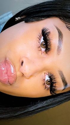 Baby Doll Lash Extensions, Lash Extensions Styles Black Women, Doll Eye Lash, Lash Mannequin, Baddie Lashes, Insta Baddie Makeup