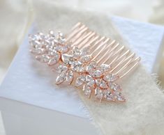 Rose gold cubic zirconia Bridal hair comb - ALICIA – Treasures by Agnes Gold Bridal Hair Comb, Wedding Aesthetics, Gold Hair Comb, Hair Comb Accessories, Crystal Hair Comb, Rose Gold Bridal, Rose Gold Hair, Bridal Hair Comb, Silver Jewelry Handmade