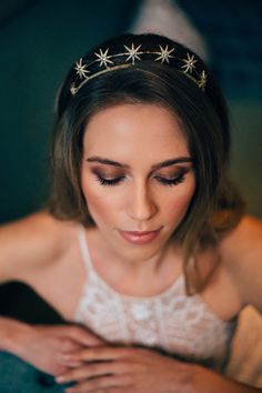 Gold Star Crown/ Silver Star Crown Gold Wedding Tiara - Etsy Christine Wedding Dress, Celestial Headpiece, Silver Wedding Headpiece, Star Tiara, Bohemian Bridal Hair, Statement Wedding Earrings, Boho Bridal Headpiece, Bridal Hair Chain, Gold Hair Accessories Wedding