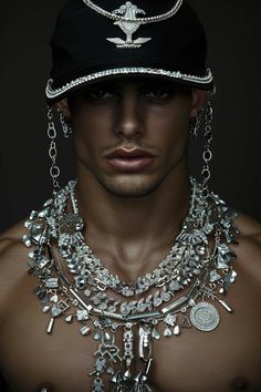 Men Makeup, Mens Fashion Edgy, Makeup Aesthetic, Exotic Fashion, Vogue Covers