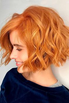 Line Bob Haircut, Wavy Bob Hairstyles, Choppy Bob Hairstyles, Choppy Hair, Short Choppy Hair, Wavy Bobs, Short Bob Haircuts, Hair Makeover, Trending Hairstyles