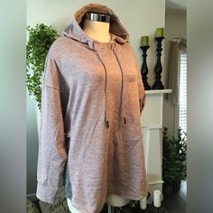 This Hoodie Is Super Soft. In New Condition. Sporty Heather Hoodie With Drawstring, Heather Hooded Hoodie In Athleisure Style, Heather Hooded Athleisure Hoodie, Sporty Heather Sweatshirt With Drawstring Hood, Heather Athleisure Hoodie, Heather Athleisure Sweatshirt For Loungewear, Sporty Heather Hoodie For Fall, Heather Sweatshirt With Drawstring Hood For Fall, Sporty Heather Sweatshirt For Fall