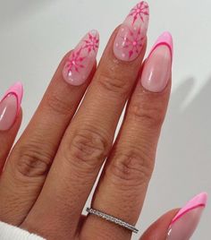 #nail #nailidea #fakenail #naildesign #nailart #frenchtipnaildesigns #nailglitter #acrylicnaildesigns #2024nailtrends #patternnail Pink Nails For Christmas, Holiday Pink Nails, Pink And Blue Christmas Nails, Cute Christmas Nails Pink, Pink Nails With Snowflakes, Cute Pink Christmas Nails, Christmas Nails French Tips, Pink Base Nails