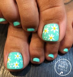 Tropical Vacation Pedicure Ideas, Turquoise Toe Nails Designs, Beach Toenails, Beach Pedicure Ideas, Flower Pedicure, Toe Colors, Blue Toe Nails, Toe Nail Ideas, Toe Nail Colors