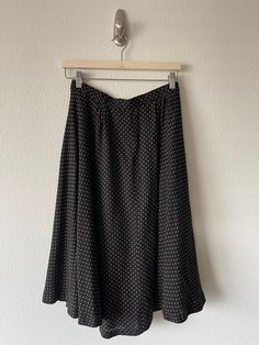 "Traditional vintage circle skirt. Has belt loops around the waist. Inside is lined. I'm great vintage condition.  **found with no contents label Feels to be rayon  Measurements-  Waist: 28\" Length: 27\" Hip: 40\"" Midi Skirt Black, Wool Cape, Black Midi Skirt, Vintage Velvet, Circle Skirt, Wool Plaid, Vintage Sweaters, Skirt Black, Victorian Fashion