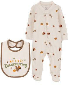 Here's an easy look to keep baby girl cute and adorable for a long Turkey Day with the family. This 1-piece sleep and plays features a two way zipper for easy and quick changes! Baby Thanksgiving, Thanksgiving Baby, Turkey Day, Bib Set, Baby Wedding, Shop Clothing, Holiday Fashion, The Family, Baby Clothes