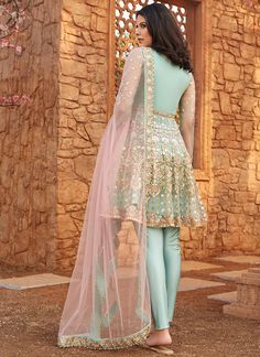 Dusty Mint and Pink Embroidered Peplum Anarkali– Lashkaraa Peplum Anarkali, Pink Indian Suit, White Anarkali Suits, Net Anarkali, White Anarkali, Turquoise And Pink, Pink And Mint, Indian Suits, Anarkali Suit