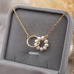 Unique Pearl Jewelry, Timeless Necklace, Inexpensive Jewelry, Preppy Jewelry, Necklace Craft, Handmade Wire Jewelry