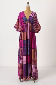 Kaftan Tops, Kaftan Designs, Chic Summer Style, Big Jewelry, Silk Kaftan, Caftan Dress, Abaya Fashion, Dinner Parties