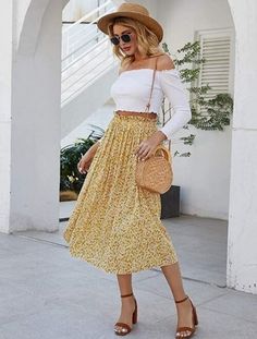 Stay cool and stylish this summer with our cute casual summer outfits. From breezy dresses to cute shorts, elevate your wardrobe with our picks. Travel Skirt, Top Summer Outfits, Skirt Beach, Polka Dot Midi Skirt, Midi Skirt With Pockets, High Waisted Pleated Skirt, Basic Skirt, Perfect Summer Outfit, Chic Skirts