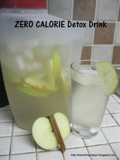 Apple Cinnamon Water, Cinnamon Water, Infused Waters, Detox Smoothies, Drop Weight, Makanan Diet, Eat Better, Think Food