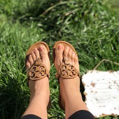 Authentic Tory Burch Nude Sand Patent Leather Slides. Beautiful Sandals, Shoes Say 8 1/2, But These Shoes Always Run A Size Small So I’m Listing Them As A Size 7.5 To Avoid Confusion. Minimal Wear, See Photos. Leather Upper, Rubber Soles. Pair It W/ Leggings Ripped Distressed Denim Shorts Or Jeans That Are Also Sold In My Closet Usa Sizes Birthday Anniversary Gift Present Vacation Vegas Trip Wedding Surplus Lounging Date Night Festival Dress Cover Up Surplus Night Out Work Attire Anthro People Spade Burch Miller Free Shipping Church If You Like My Items, Please Follow Me To See New Arrivals Brown Flat Heel T-strap Sandals With Cushioned Footbed, Brown Flat T-strap Sandals With Cushioned Footbed, Light Brown Leather Sandals With Round Toe, Chic Brown Flat T-strap Sandals, Brown T-strap Sandals With Round Toe And Branded Insole, Tan Sandals With Leather Footbed And Round Toe, Tan Sandals With Leather Footbed, Tan Leather Sandals With Round Toe, Tan Sandals With Leather Footbed And Flat Heel